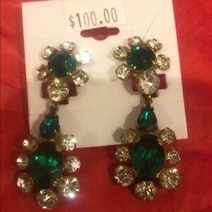 Vintage Chic Emerald and Gold Floral Earrings